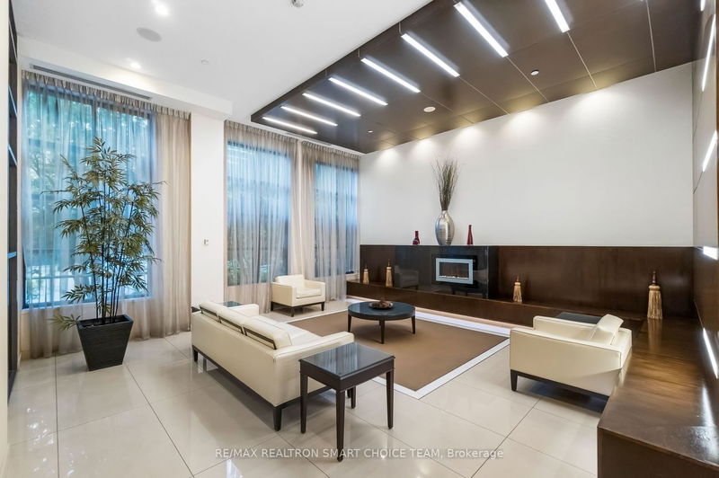 Preview image for 500 Doris Ave #Lph2819, Toronto