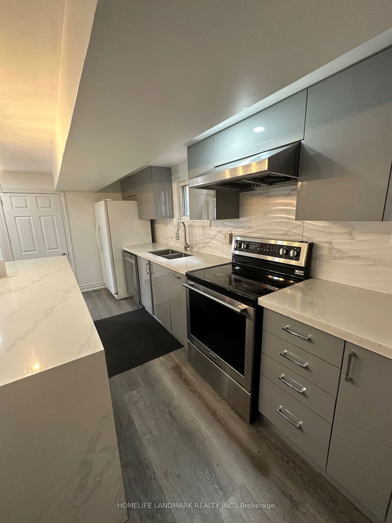 Preview image for 379 Cherokee Blvd, Toronto
