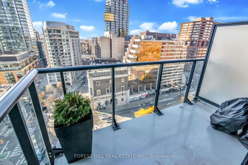 Preview image for 825 Church St #1701, Toronto