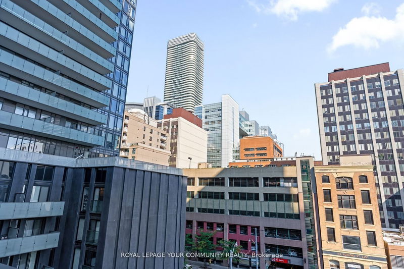 Preview image for 22 Lombard St #501, Toronto