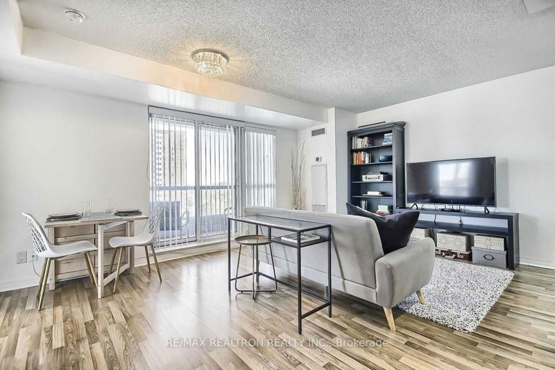 Preview image for 30 Herons Hill Way #901, Toronto