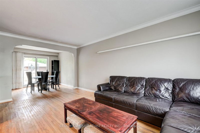 Preview image for 46 Tefley Rd, Toronto