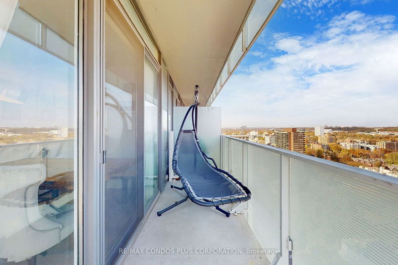 Preview image for 200 Bloor St W #2105, Toronto