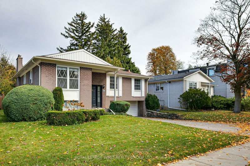 Preview image for 159 Fenn Ave, Toronto