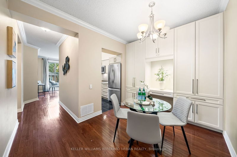 Preview image for 2 Edith Dr #207, Toronto