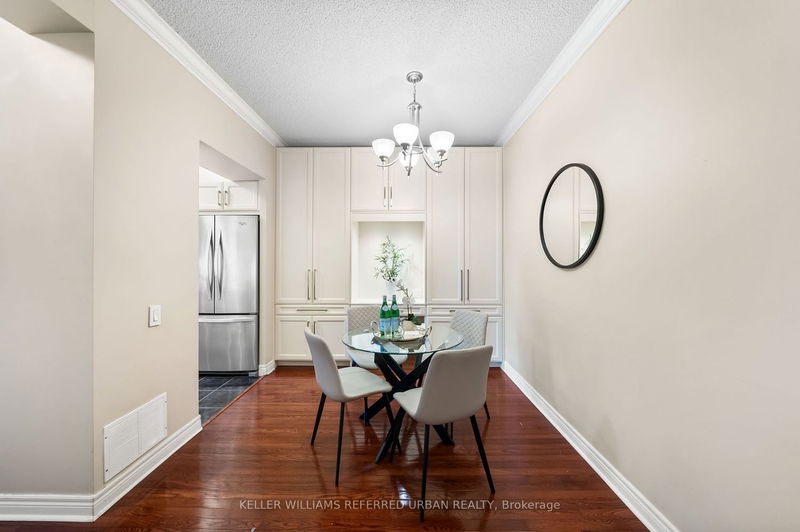 Preview image for 2 Edith Dr #207, Toronto