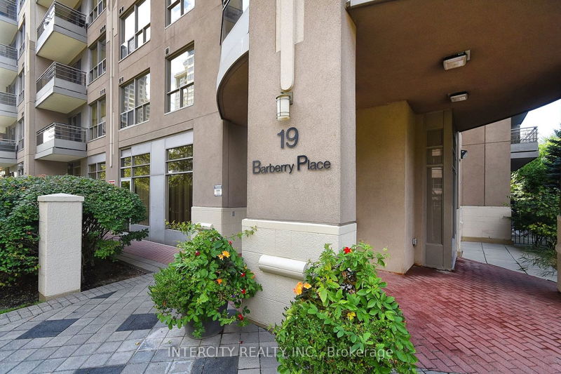 Preview image for 19 Barberry Pl #603, Toronto
