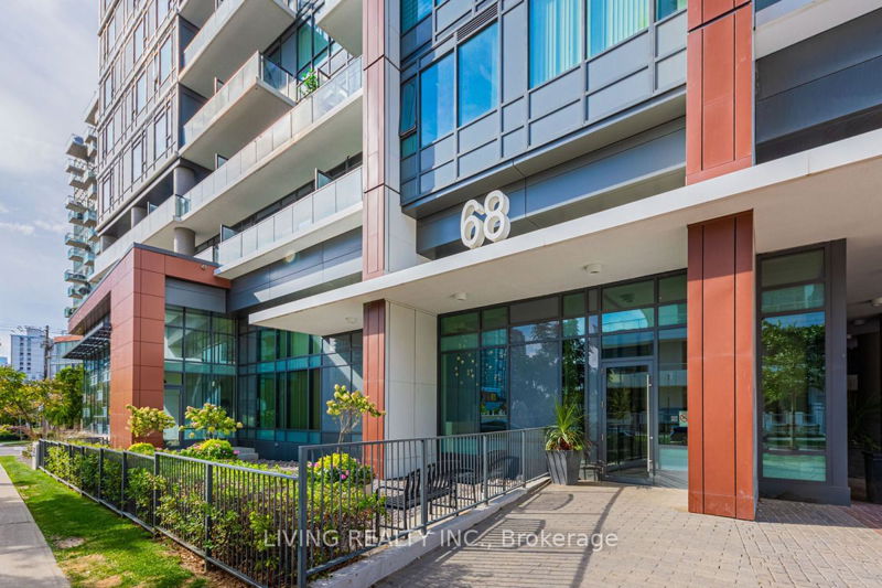 Preview image for 68 Canterbury Pl #815, Toronto