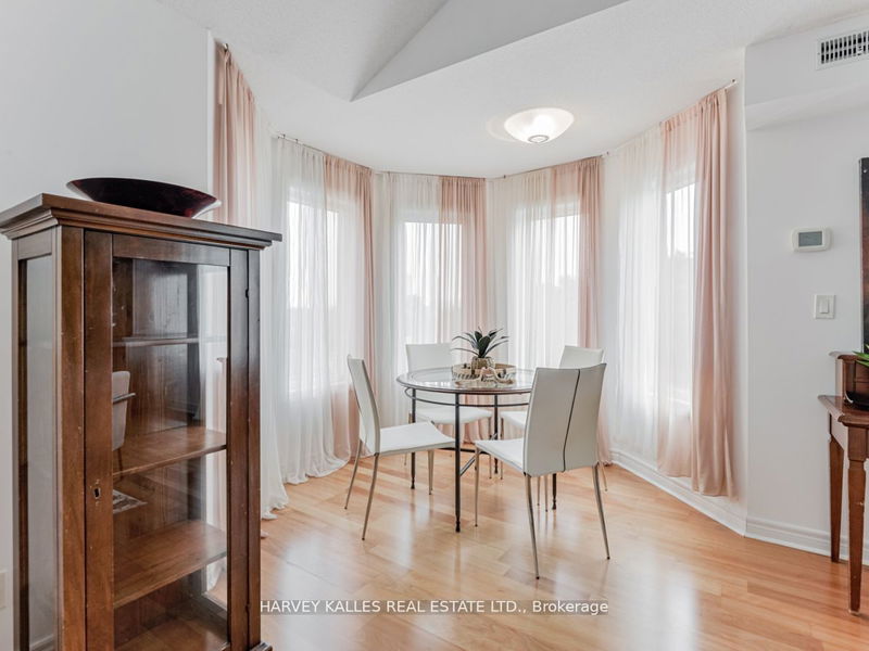 Preview image for 2 Brian Peck Cres #301, Toronto