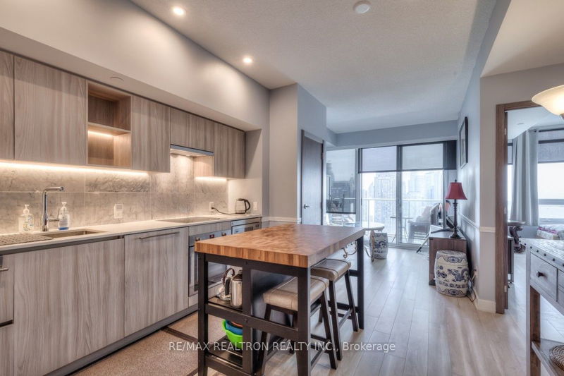Preview image for 17 Bathurst St #4212, Toronto