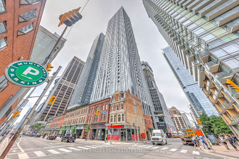 Preview image for 1 Yorkville Ave #5506, Toronto