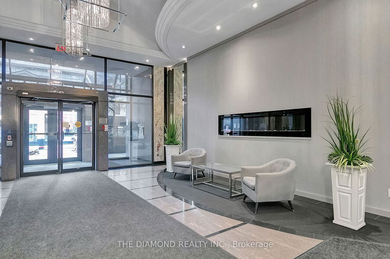 Preview image for 555 Yonge St #208, Toronto