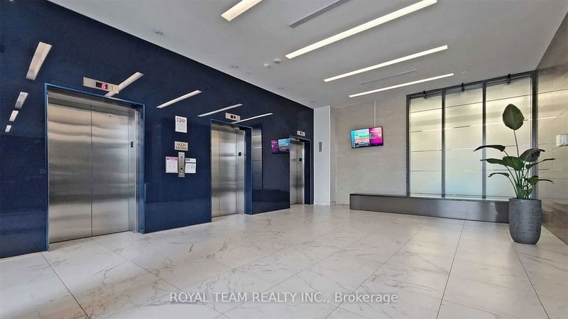 Preview image for 36 Lisgar St #1720W, Toronto