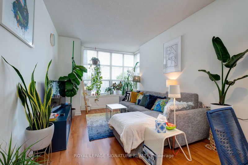 Preview image for 438 Richmond St W #209, Toronto