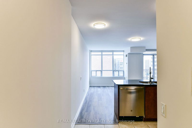 Preview image for 60 St Clair Ave W #1005, Toronto