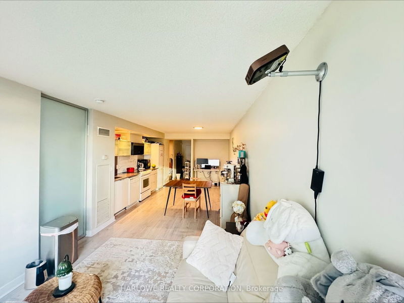 Preview image for 4K Spadina Ave #1126, Toronto