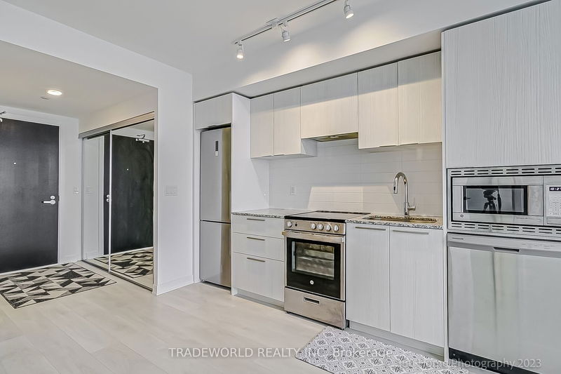 Preview image for 501 Yonge St #5103, Toronto