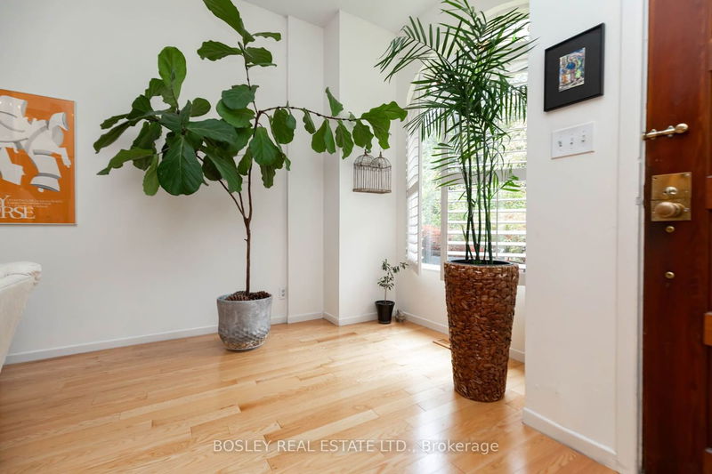 Preview image for 79 Seaton St, Toronto