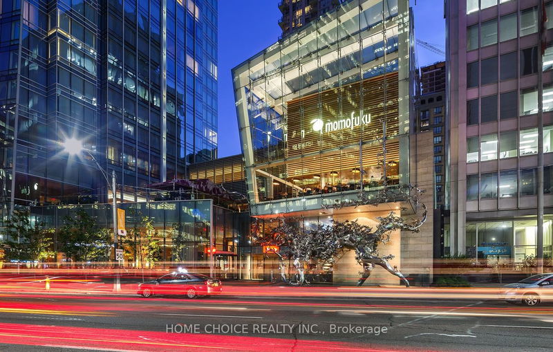 Preview image for 180 University Ave #2104, Toronto