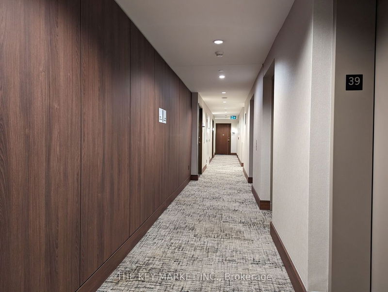 Preview image for 115 Mcmahon Dr #3901, Toronto