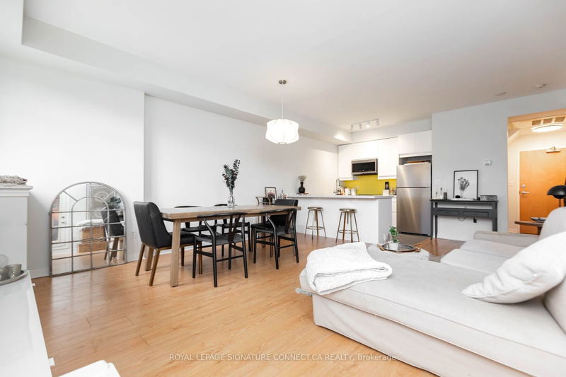 Preview image for 500 Richmond St W #324, Toronto
