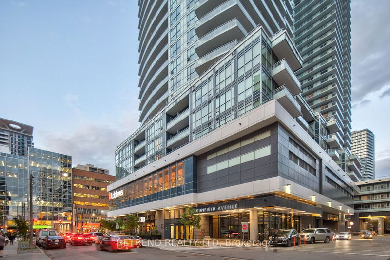 Preview image for 98 Lillian St #1611, Toronto