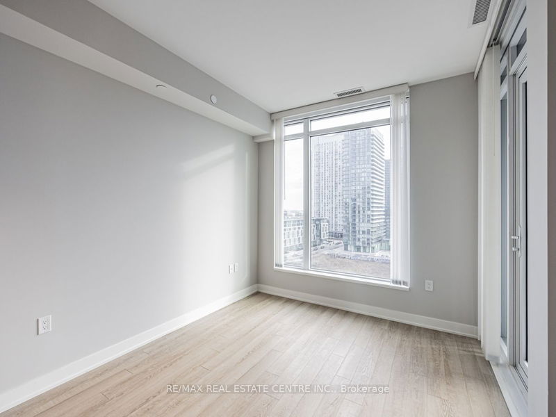 Preview image for 27 Bathurst St #901-W, Toronto