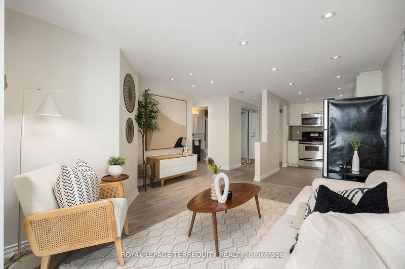 Preview image for 7 Bishop Ave #1515, Toronto