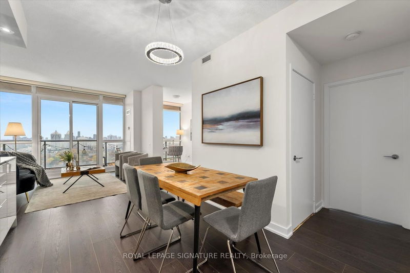 Preview image for 121 Mcmahon Dr #3517, Toronto