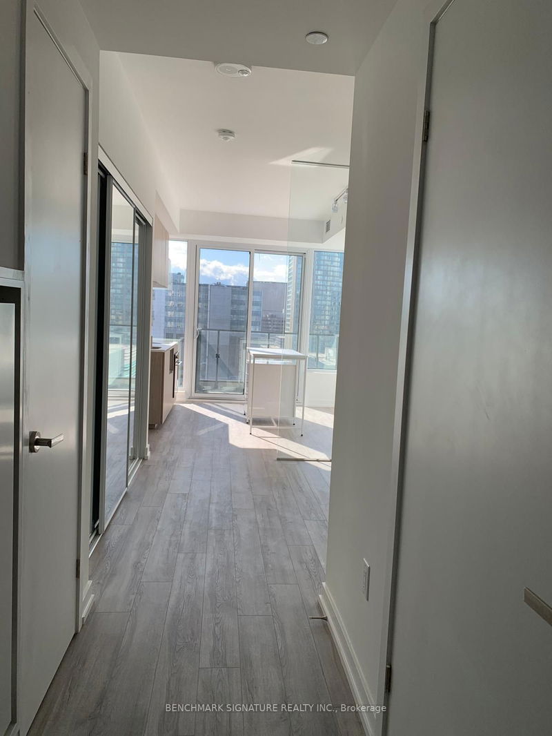 Preview image for 77 Shuter St #2315, Toronto