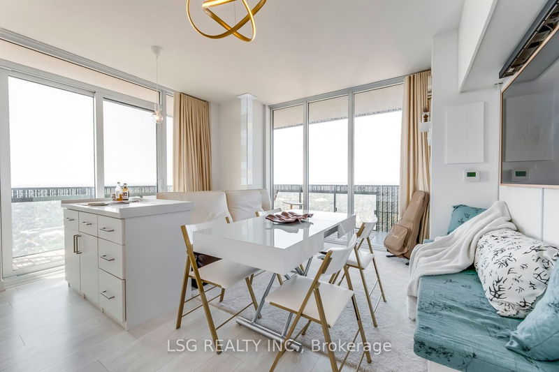 Preview image for 8 Eglinton Ave E #5205, Toronto