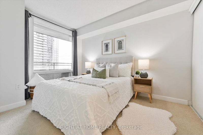 Preview image for 25 Telegram Mews #4905, Toronto
