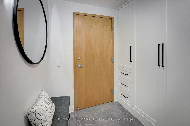 Preview image for 700 King St W #708, Toronto