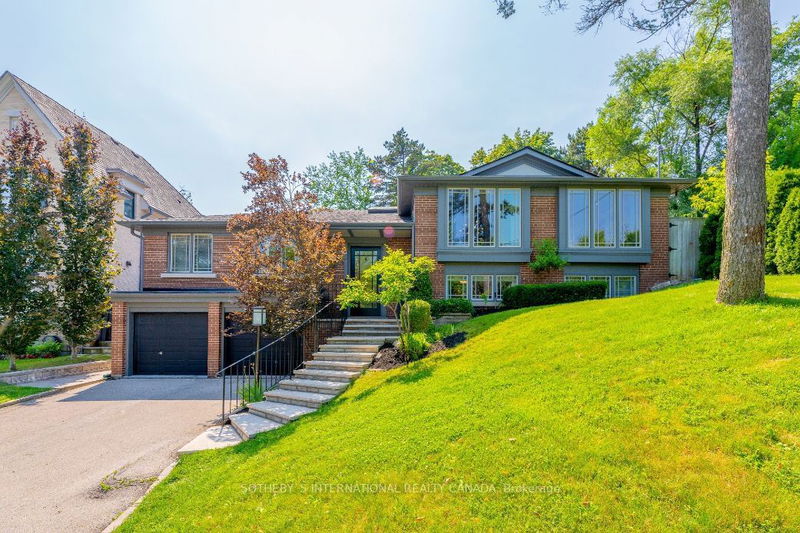 Preview image for 39 Sunnydene Cres, Toronto