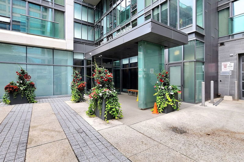 Preview image for 33 Lombard St #502, Toronto