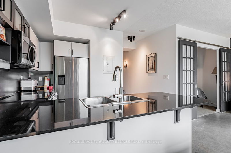 Preview image for 350 Wellington St W #411, Toronto