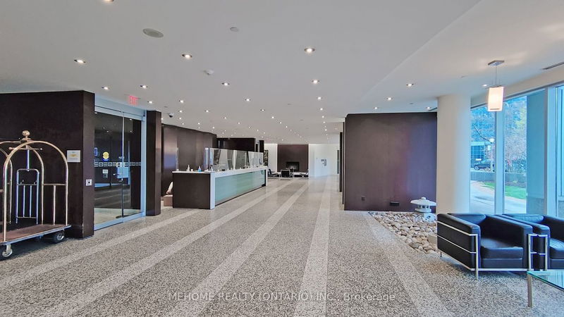 Preview image for 8 York St #612, Toronto