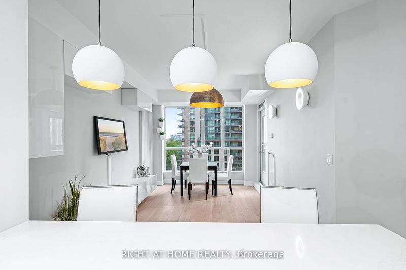 Preview image for 628 Fleet St #803, Toronto