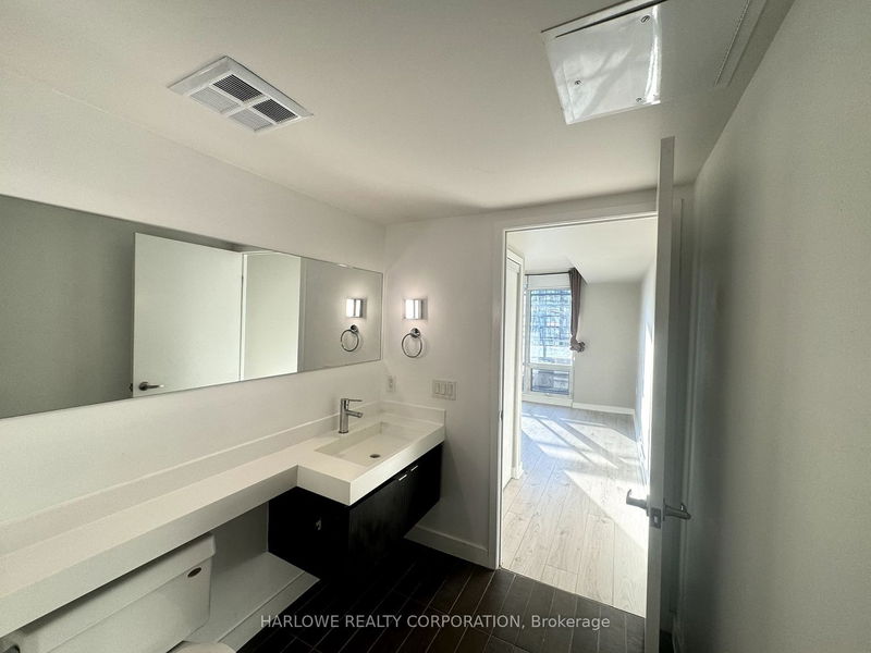 Preview image for 4K Spadina Ave #1126, Toronto