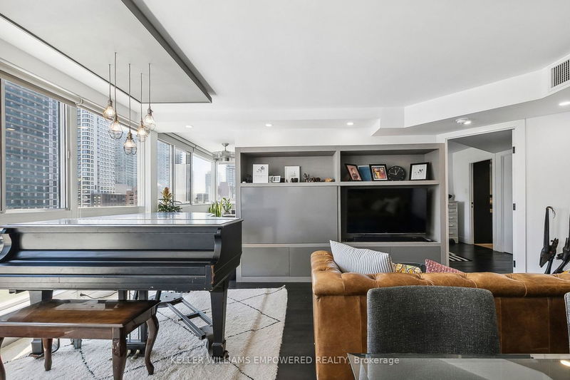 Preview image for 7 Broadway Ave S #701, Toronto