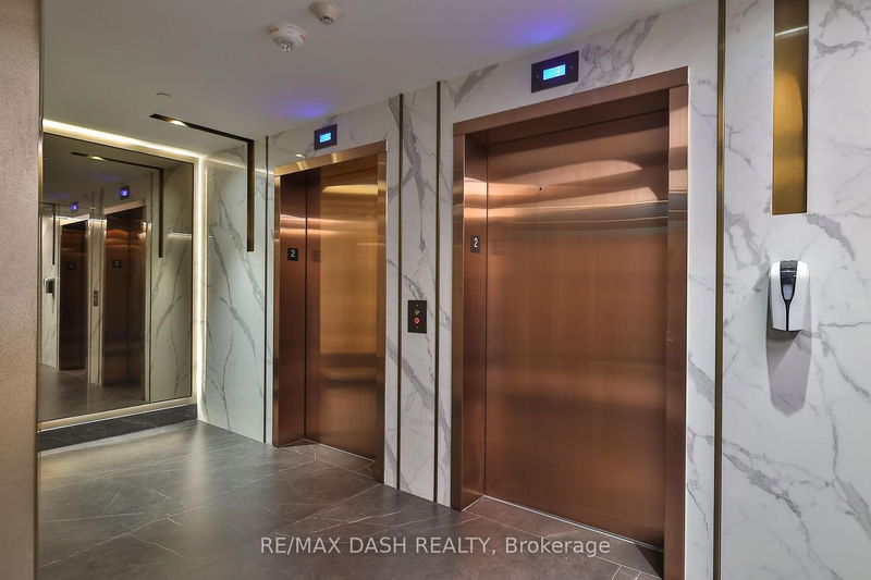 Preview image for 151 Avenue Rd #804, Toronto