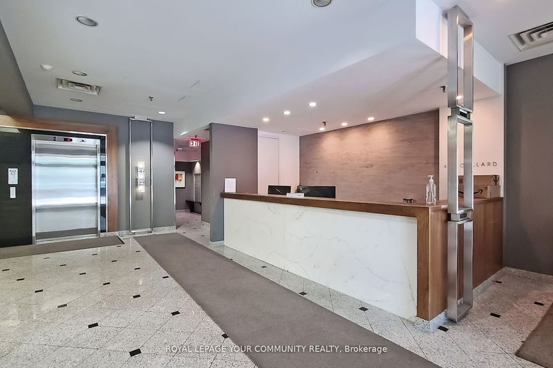 Preview image for 40 Scollard St #1504, Toronto