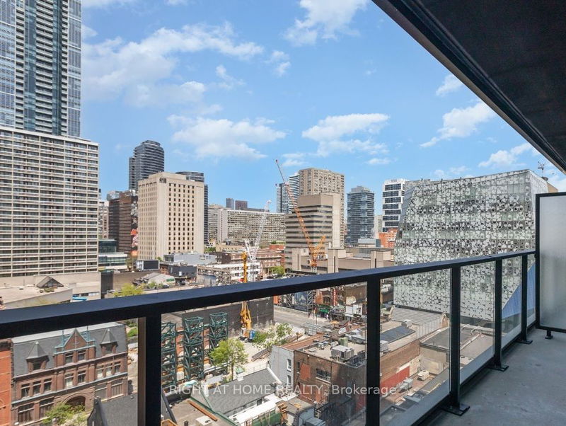 Preview image for 20 Edward St #924, Toronto