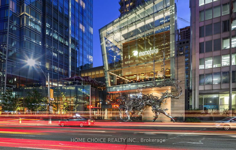 Preview image for 180 University Ave #2104, Toronto