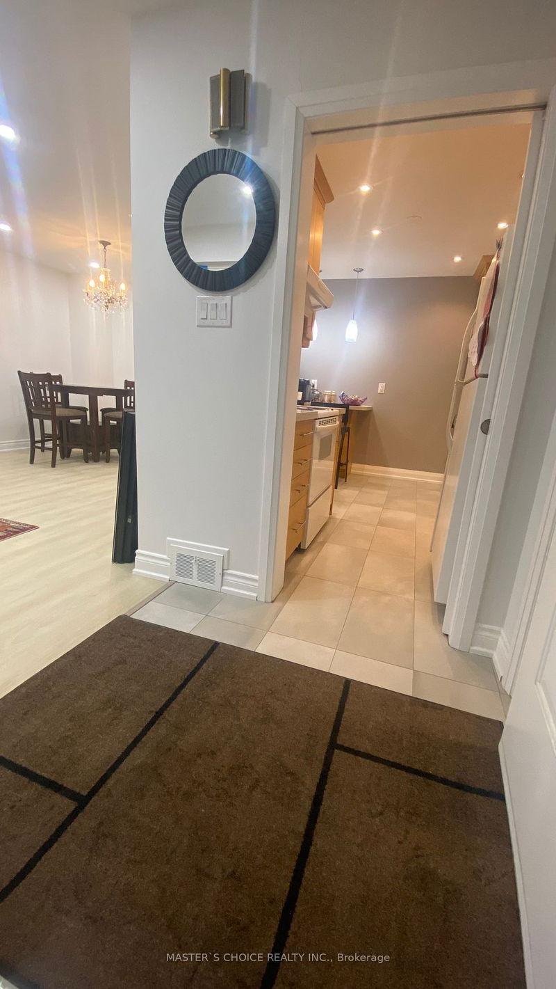 Preview image for 71 Roywood Dr E, Toronto