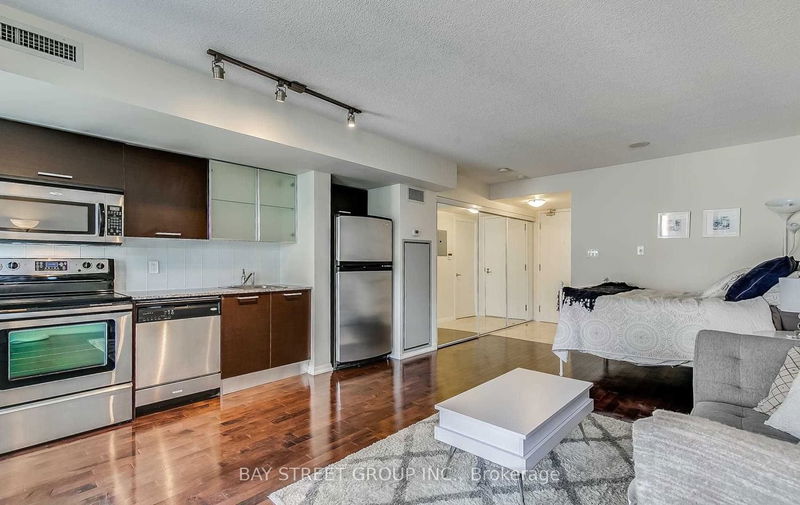 Preview image for 37 Grosvenor St #305, Toronto