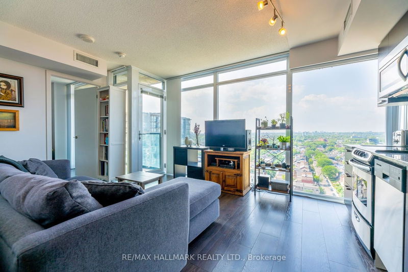 Preview image for 36 Lisgar St #2122E, Toronto