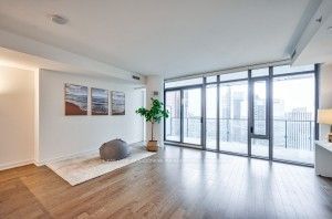 Preview image for 20 Lombard St #3804, Toronto