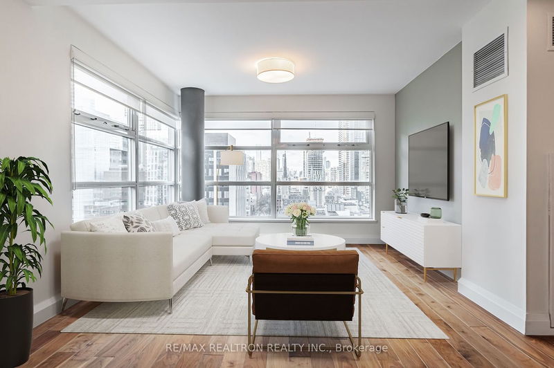 Preview image for 50 Lombard St #1905, Toronto