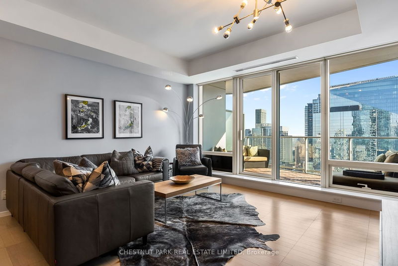 Preview image for 180 University Ave #4108, Toronto